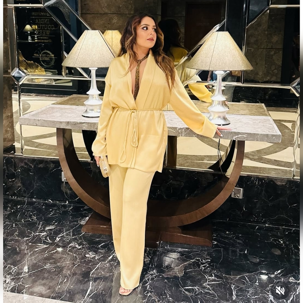 Zara 2 pieces set belted pleated kimono and pleated wide leg pants yellow NWT - Picture 9 of 16